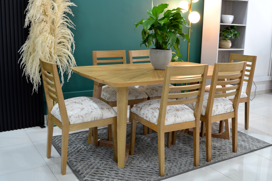 Comedor Cherner + sillas escala